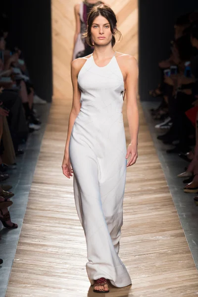 Look 25